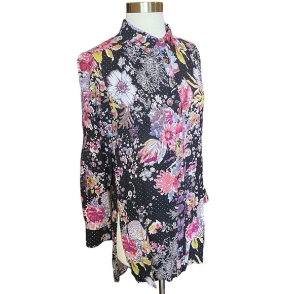 Maeve Anthropologie Floral Button Down With Shirttail Hem - Picture 3 of 10